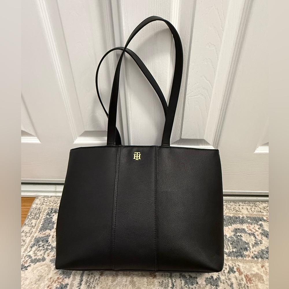 Tommy Hilfiger black faux leather tote